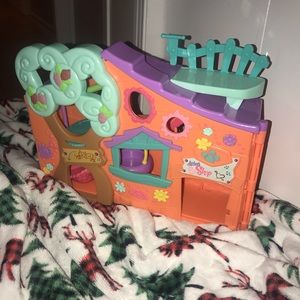 LPS Littlest Pet Shop Treehouse